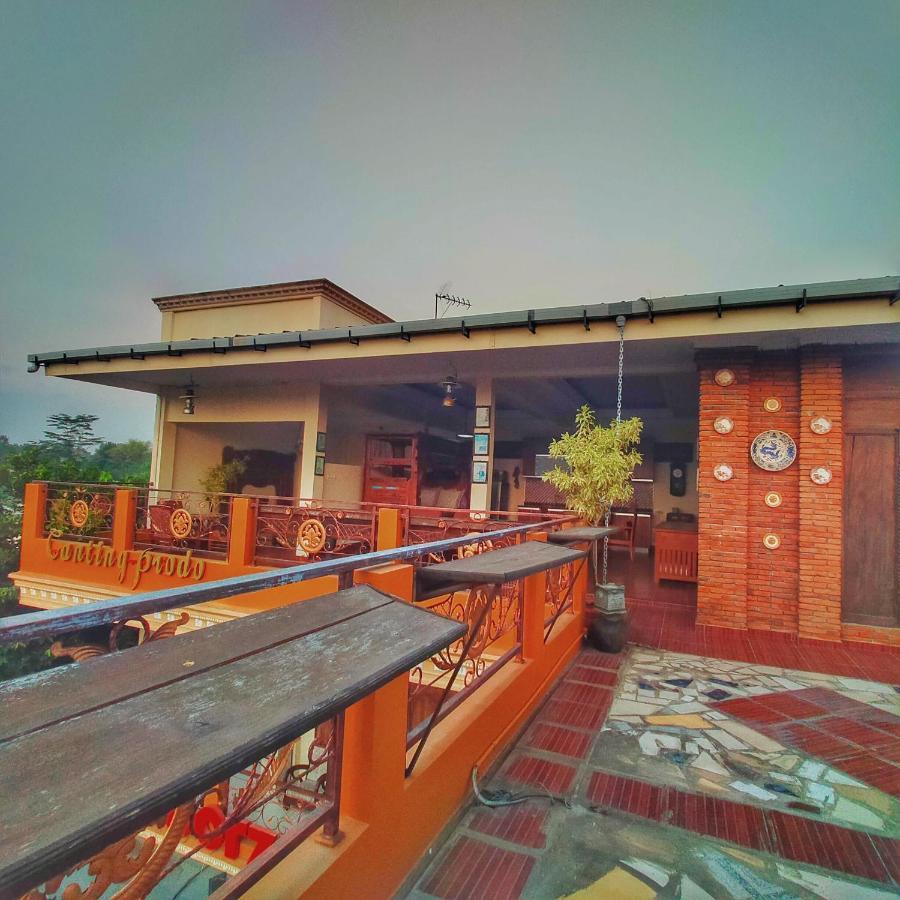 Jowo Kluthuk Heritage Kalasan Exterior photo
