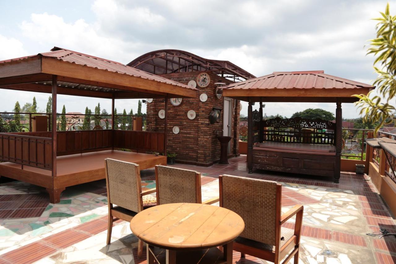 Jowo Kluthuk Heritage Kalasan Exterior photo